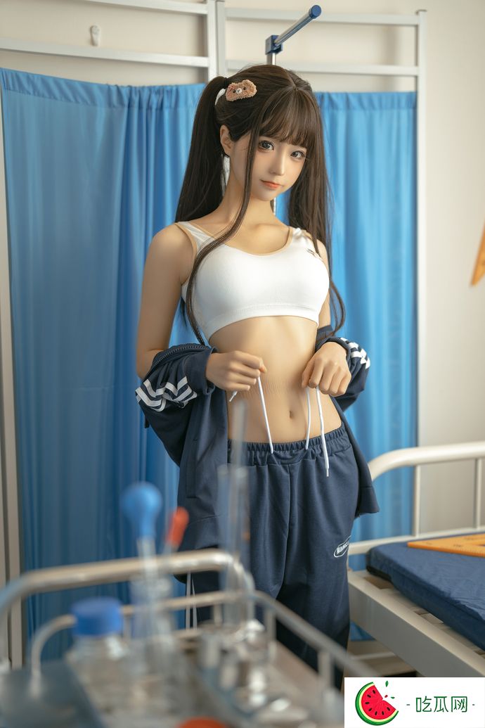 萌翻次元！蠢沫沫健身环、黄豆粉、创可贴，这是个什么样的女神？